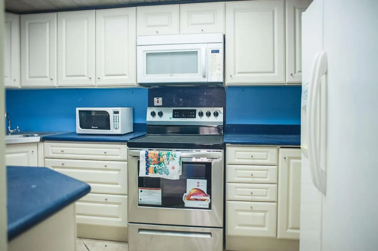 Seawind Beach Apartments Montego Bay Szálloda