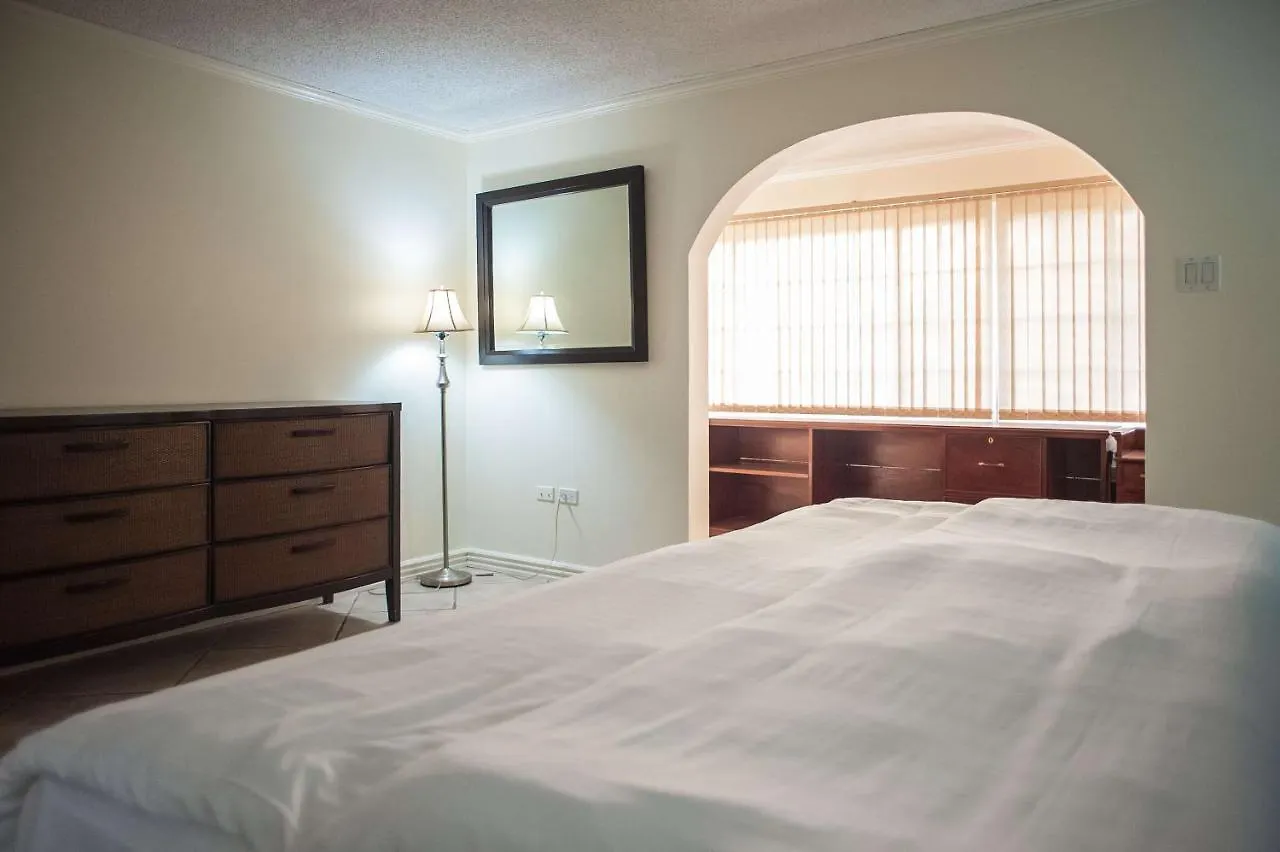 Seawind Beach Apartments Montego Bay 0*,